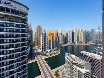 Spacious 2BR+Maid’s Room | at the Center of Marina