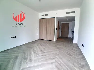 Unfurnished Studio | Peninsula Three Business Bay