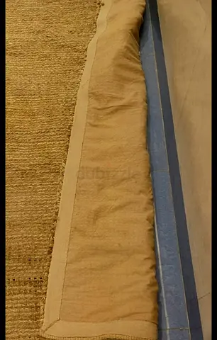 Large Pottery Barn Handwoven 100% Natural Jute Rug in Good Condition. 200 x 300 cm.