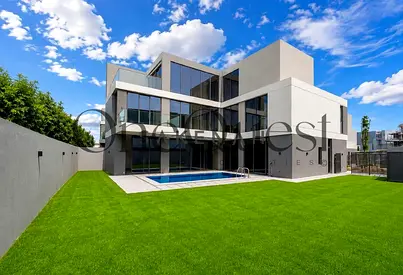 SUPER DISTRESS DEAL | 5BR VILLA | PRIVATE POOL | READY TO MOVE IN