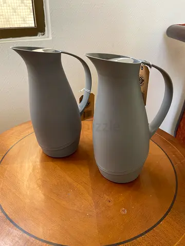 Set of 2 Grey Thermal Coffee/Tea Carafes -HOST  Condition brand new (37)