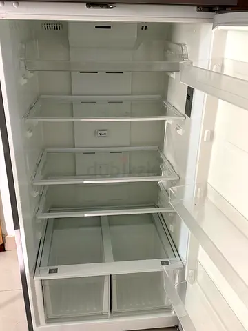 West Point fridge- 468L Total - 70cm x 60 cm x 190 cm
