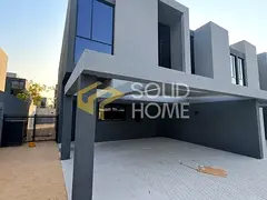Single Row | Mortgage | Ready TO Move| Corner