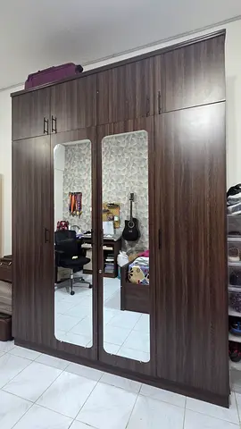 Full size cupboard with drawers and mirror