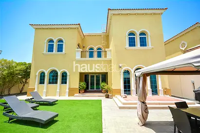 Corner Plot | Great location | Well maintained