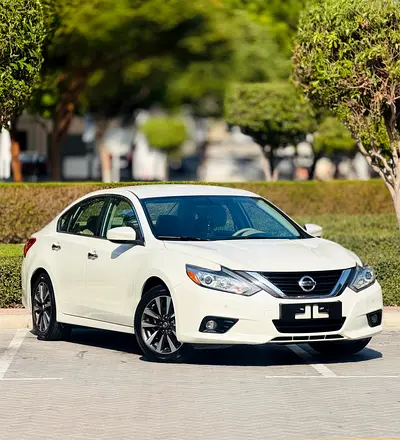 2017 Nissan Altima SV GCC Specs | Excellent Condition | Full Service History