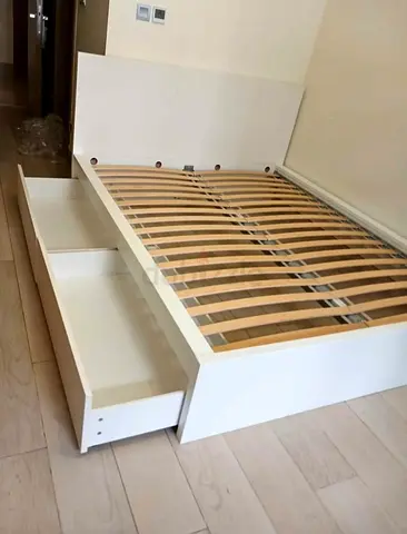 IKEA malam bed with mattress King size bed 2 storage drawers underneath is available