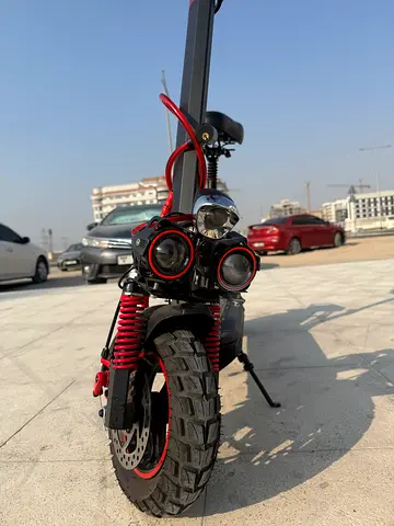 Electric scooter (working) with display and key lock
