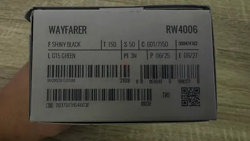 Ray-Ban Wayfarer Sunglasses Size 50 (Boxed) - F Shiny Black / G15 Green Lenses RW4006