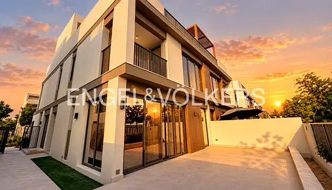Greenbelt View | Opposite Amenities | Landscaped