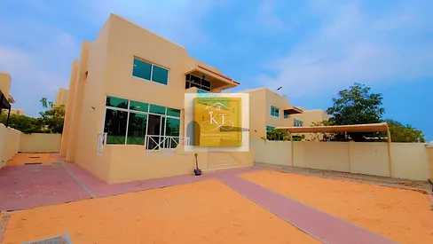 Elegant family Villa!! 3 BR + Maid room!! Garden!! Umm Suqeim 1!!!