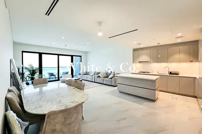Corner Unit | High Floor | Stunning Views