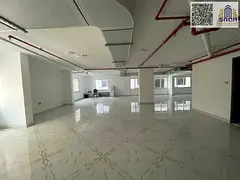 Mezzanine for rent in a brand-new building (first occupancy), spanning 5,000 square feet. Suitable f