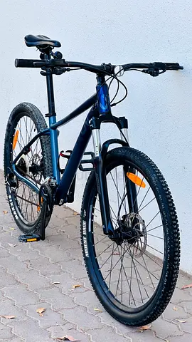 Giant Liv tempt 27.5 (M)