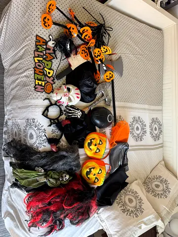 Halloween stuffs