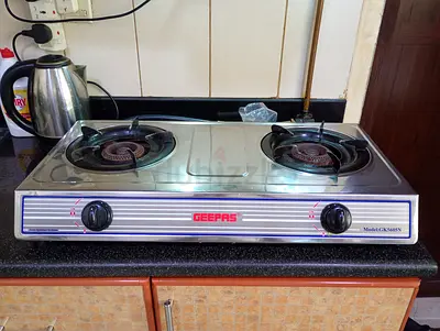 Geepas 2-Burner Stainless Steel Gas Stove - Good Condition