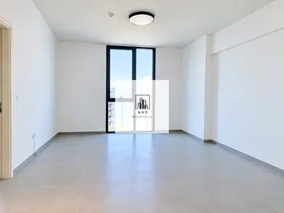 Specious luxury apartment for rent