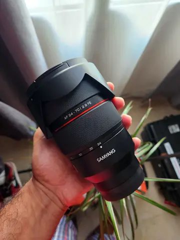 Samyang AF 24-70mm F2.8 FE Sony Emount lens —Open box
