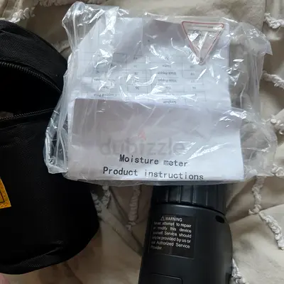 Portable Moisture Meter with Carry Case. New. Unused. AED. 490 Only!