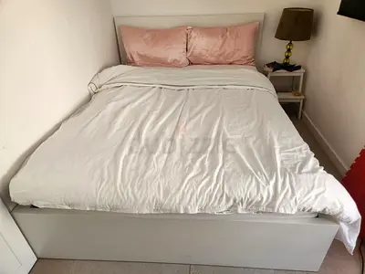 Bed and mattress