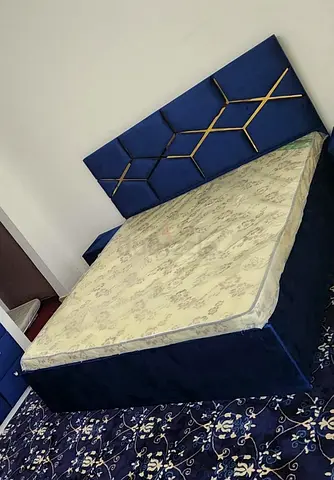 King size 180x200cm Bed with mattress. 24/7 times delivery service available