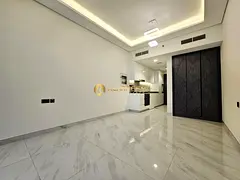 Elegant Studio | Unfurnished | No Parking