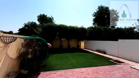 Brand New Fully Upgraded On Park | 3BR plus Study