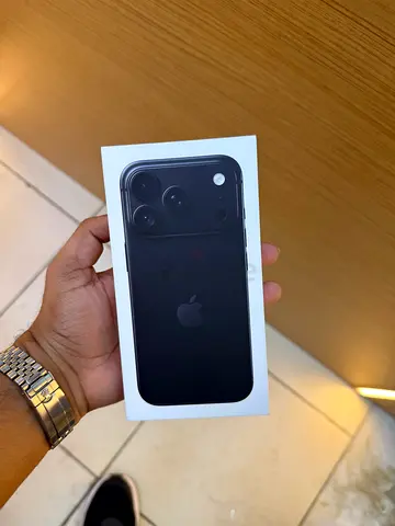 Iphone 18 pro 2TB Esim Black