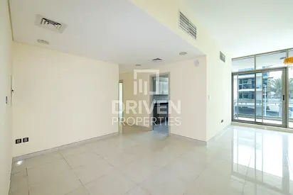 Well Kept | Spacious with Maids Room