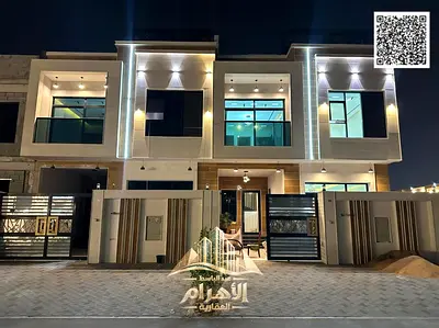 No annual fees, modern 5-bedroom townhouse, freehold ownership