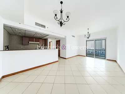 Exclusive | 2BR | Vacant | Kitchen Appliances