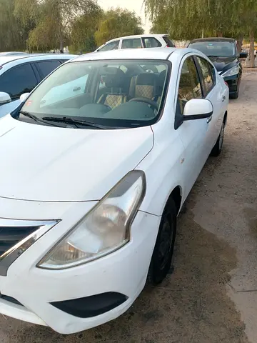 2016 Nissan SUNNY photo 3