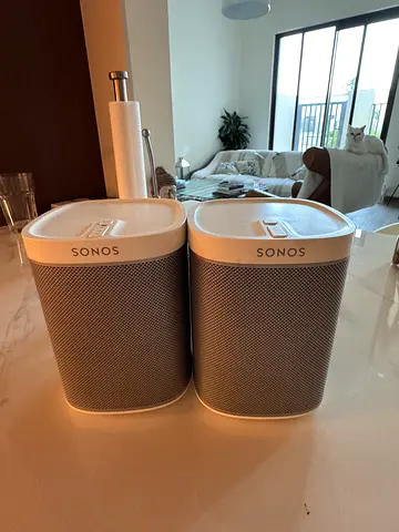 Pair of Sonos One (gen 1) smart speakers - white, good condition