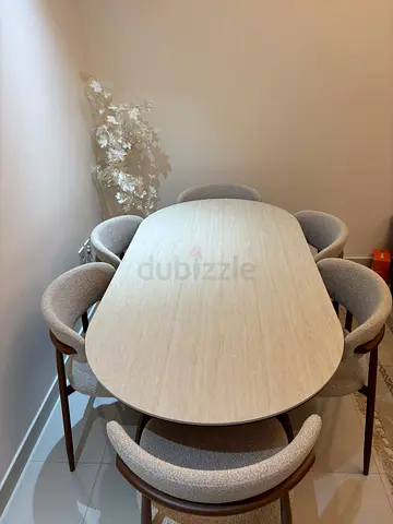 Dining table 6 seats wooden oval shape new design brand new  free delivery