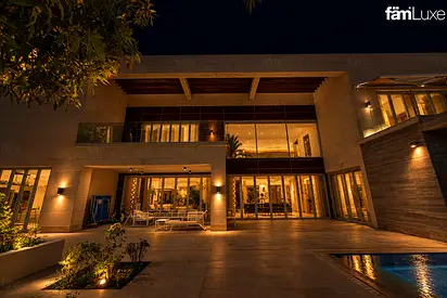 Exclusive | 6Bedroom Mansion | Investor Deal