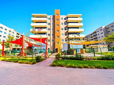 Vacant | Luxurious Living | Peaceful Community