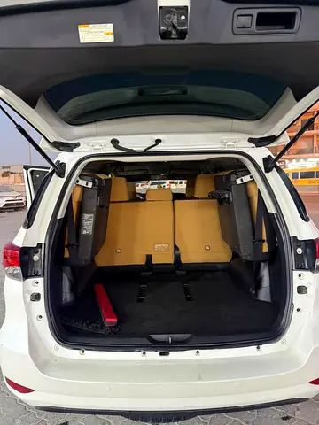 صورة مصغرة 12 لـ 2017 Toyota FORTUNER