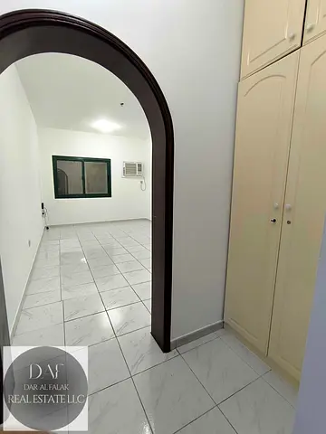 1 BEDROOM HALL FLAT NEAR SHARAF DG METRO & BUR JUMAN METRO IN BUR DUBAI AL HAMRIYA AREA BEHIND AL M