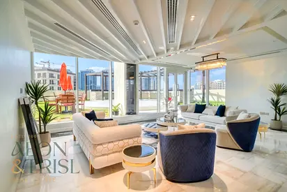 Hot Deal | Studio | Fully Furnished | Jewelz