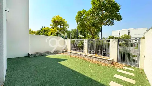 Exclusive | Single Row | 3BR + Maid | Private Garden | Vacant