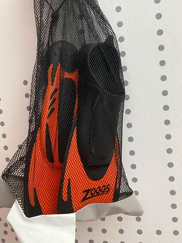 Size euro 38-39 Zoggs Swimming fins
