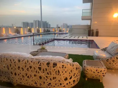 ULTRA LUXURIOUS FULLY FURNISHED SMART STUDIO