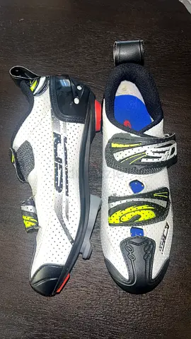 SIDI Twelve Carbon — Female Cycling Shoes with straps - Size EU38 — fit small, narrow Italian fit