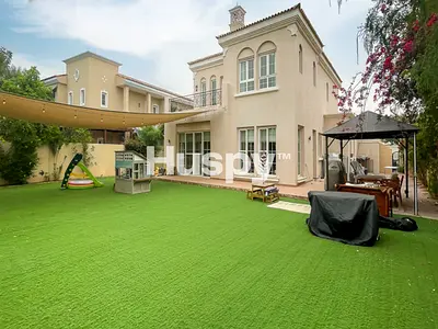 Vacant Now | Wrapped Kitchen | Landscaped