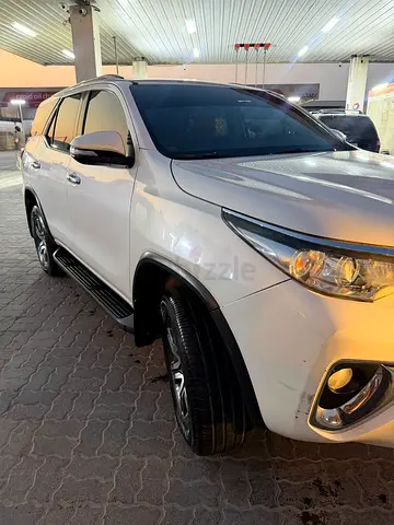 Toyota Fortuner 2017 GXR GCC Specs