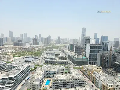 High-Floor | Bright | Skyline View