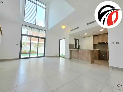 Spacious Apartment ! Ready to Move ! Private Garden ! Big Size