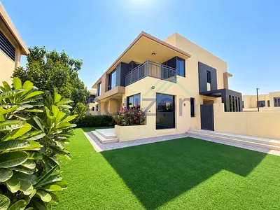 Spacious 5BR + Maids | End Unit | Huge Plot