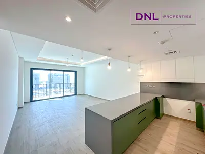 SPACIOUS | SUNSET VIEW | PARK AND BOULEVARD