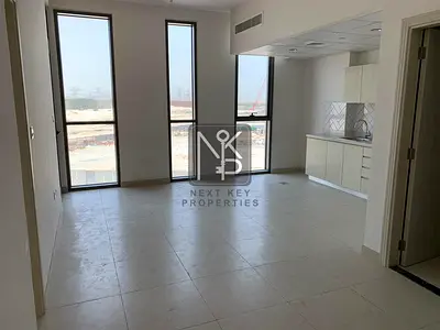 Bright & Spacious 1BR | Open Kitchen | Vacant